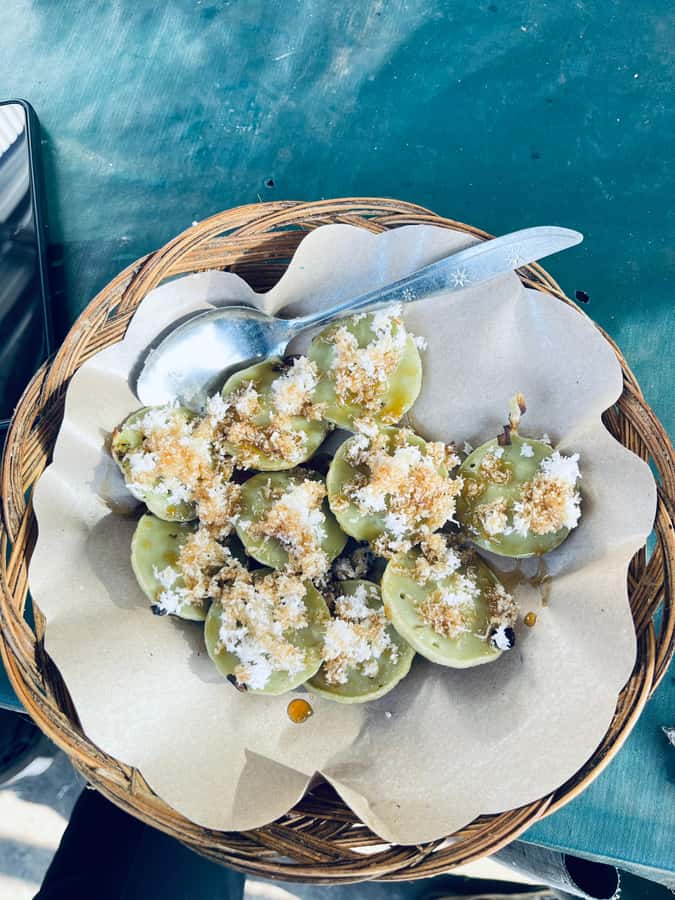 Ubud: Gianyar Night Market Food Tour with up to 17+ Tastings - Spice levels and the Bali Belly reality check
