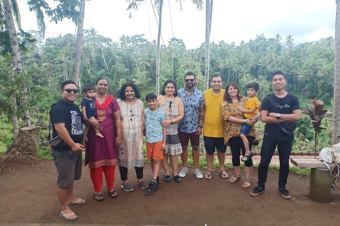 Ubud: Monkey Forest, Jungle Swing, Rice Terrace, and Water Temple - Tegalalang Rice Terrace: The Walk, the Farmers, and When to Go