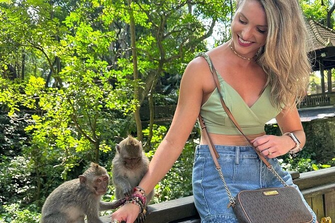 Ubud Monkey Forest, Rice Terrace & Tirta Empul Temple Tour - Ubud Traditional Art Market: Souvenir Time That Feels Local