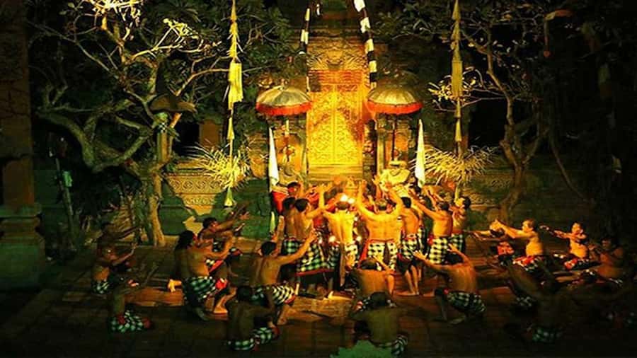 Ubud: Private Evening Tour with Legong Dance Performance - Why an evening schedule in Ubud feels more worth your time
