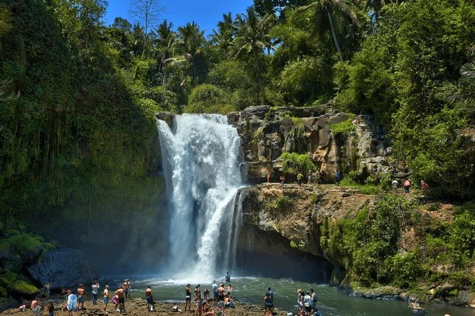 Ubud Rafting - Rice Terrace - Tegenungan Waterfall - Tanah Lot Sunset Temple - Getting Started: 8:00 am, Pickup, and a Driver Who Keeps Things Moving