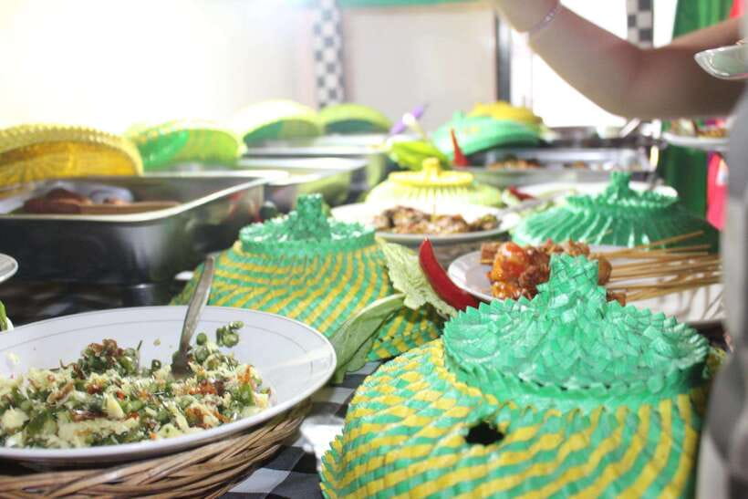 Ubud : Regular or Vegetarian cooking class with market visit - Cooking with your hands: what you will actually make