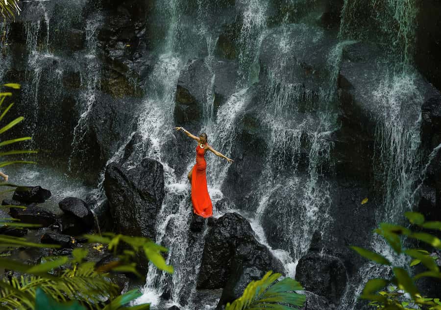 Ubud: Rice Terrace, Holy Water Temple & Waterfalls Trek Tour - Pickup and the flow of a 6 to 7 hour day