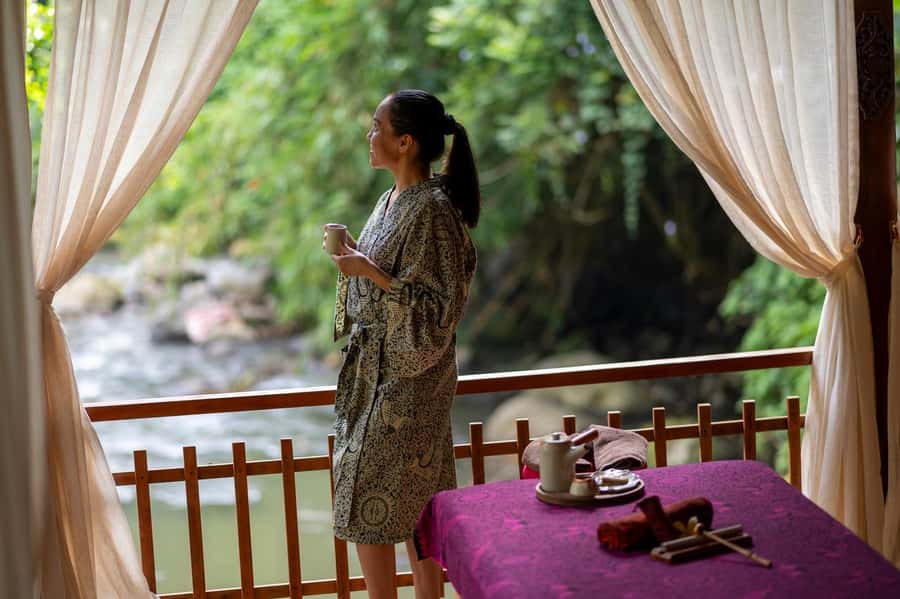 Ubud: Riverfront Massage & Flower Bath at Ayusha Wellness - The bath ritual: choose flower, herbal, or citrus soak