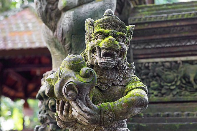 Ubud Sacred Monkey Forest & Art Village Tour - Stop 3: Celuk Village, silver jewelry and artisan buying time