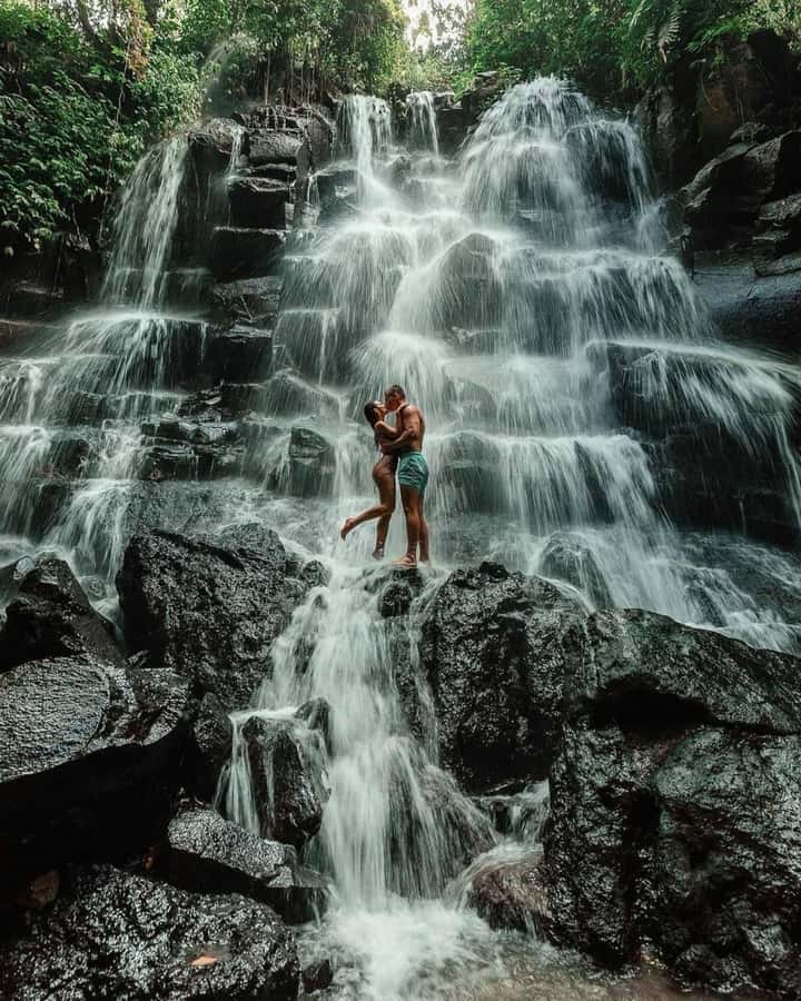 Ubud: Secret Waterfalls and Jungle Swing Private Tour - Lunch at a Local Warung: Eat Real Food, Pay Your Own Way