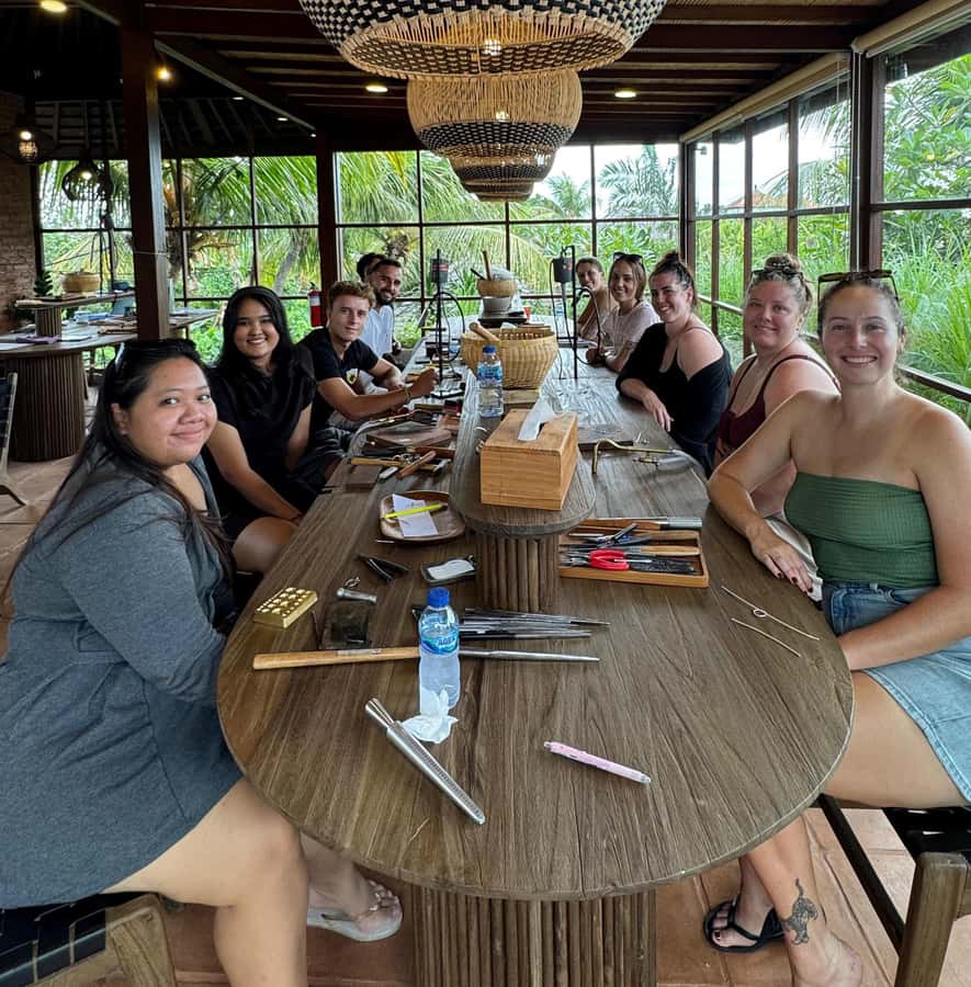 Ubud: Silver Jewelry Making Class with Pool Access - The 2-hour flow, from concept to polishing