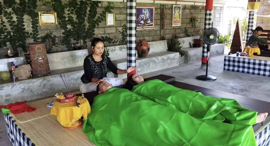 Ubud: Spiritual Cleansing, Palm Reading, & Trauma Healing - Getting to Spiritual Soul Healing Ubud Bali, and What to Wear