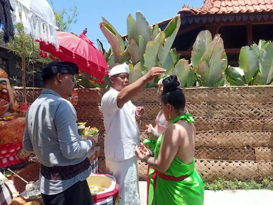 Ubud: Spiritual Cleansing, Palm Reading, & Trauma Healing - After the Session: Inner Peace, Possible Emotional Fatigue, and a Calm Plan