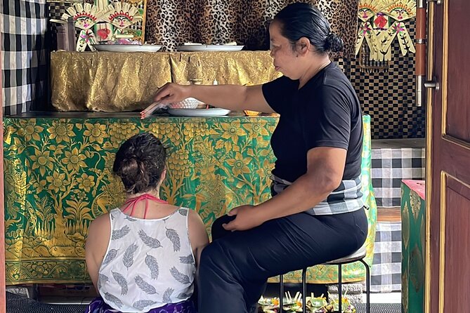 Ubud Tour - Balinese Healing By Shaman And Self Purification - Celuk Village Craft Time: Silver Jewelry By Hand and Art Details