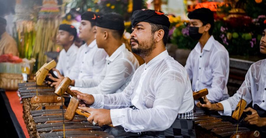 Ubud: Traditional Balinese Music Lesson - Learning the Technique: How to Play Balinese Gamelan Without Guessing
