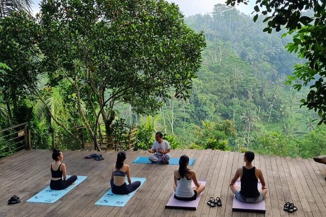 Ubud yoga, rice terrace walk and floating Breakfast tour - Getting picked up in Kuta, and why the AC part matters