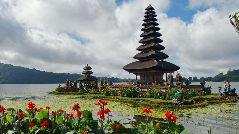 Ulun Danu Beratan Temple, Jatiluwih, Banyumala waterfall - Pickup, Transport, and How Weather Fits Into the Plan