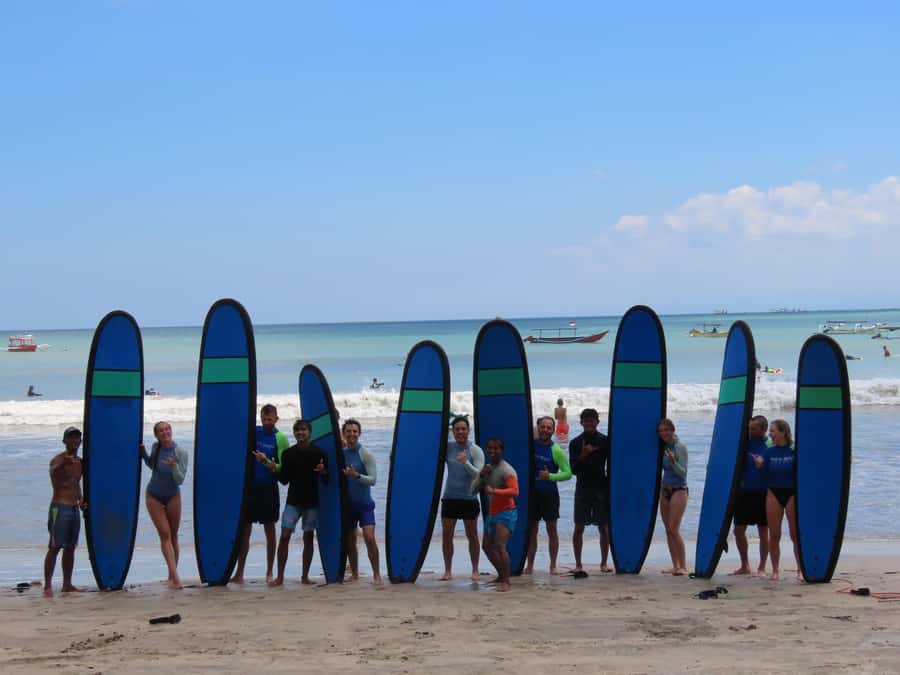 Uluwatu: Beginner & Intermediate Surf Lesson with Equipment - Key things I’d bet on before you book