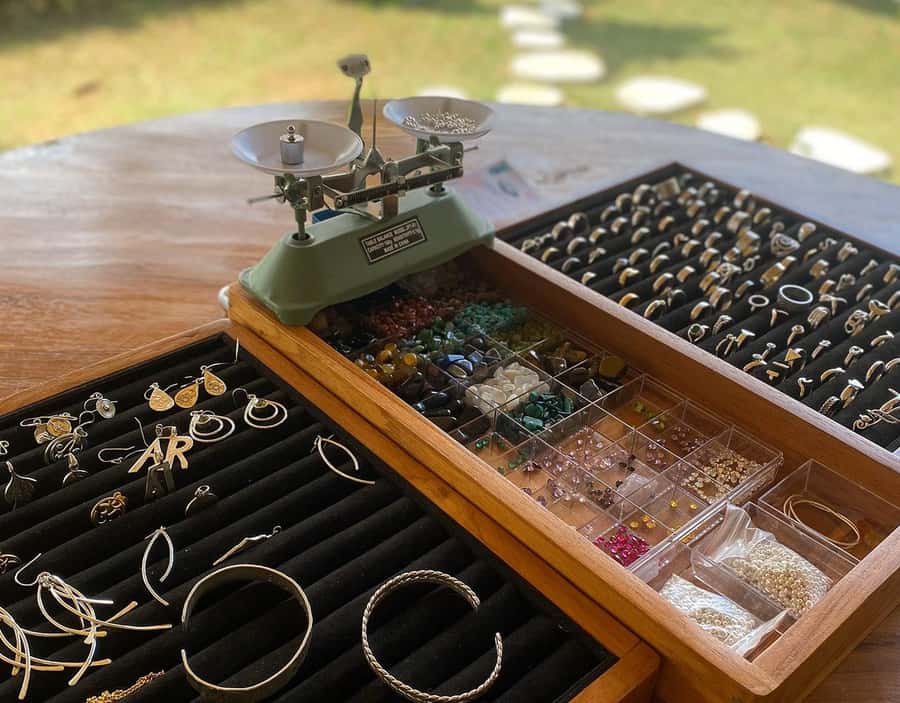 Uluwatu : Make Your Own Silver Jewelry Class - Choosing Your Jewelry: Rings, Earrings, Pendants, and Engraving Ideas