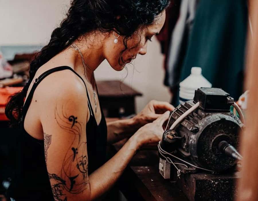 Uluwatu : Make Your Own Silver Jewelry Class - Arriving at Krisna Silver Class Uluwatu