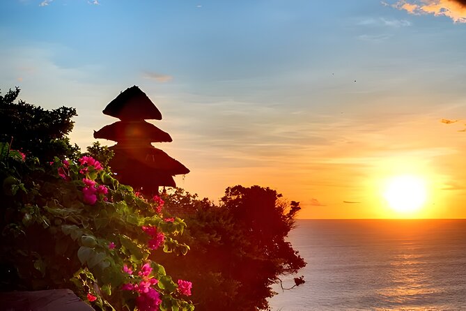 Uluwatu Sunset,Kecak Dance and Diner Seafood In Jimbaran - Jimbaran Beach seafood dinner: what is included and what the meal experience feels like