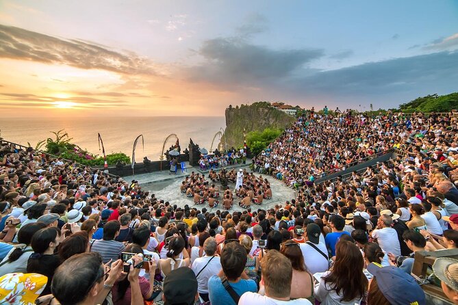 Uluwatu Sunset, Kecak Dance and Jimbaran Seafood Dinner - Noon Pickup to Cliff-Top Sunset: How the Day Actually Flows