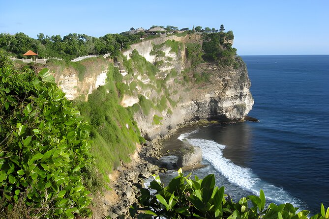 Uluwatu Sunset Tour: Kecak and Fire Dance with Jimbaran Dinner - Why Uluwatu Sunset Works So Well on Your Bali Trip