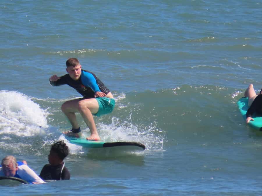 ULUWATU SURFING LESSON FOR ALL LEVELS - Who should book this surf lesson, and who should think twice