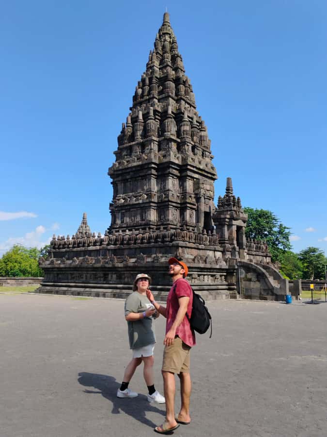 "Unveil the Secrets of Borobudur and Prambanan" - Pickup, comfort, and the early-hours reality
