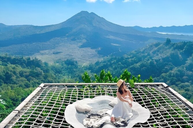 Volcano Bali Tour with Ubud Village - Tegenungan Waterfall - Rice Terrace - Stop 2, Tegalalang Rice Terrace: a focused hour for big photo payoffs