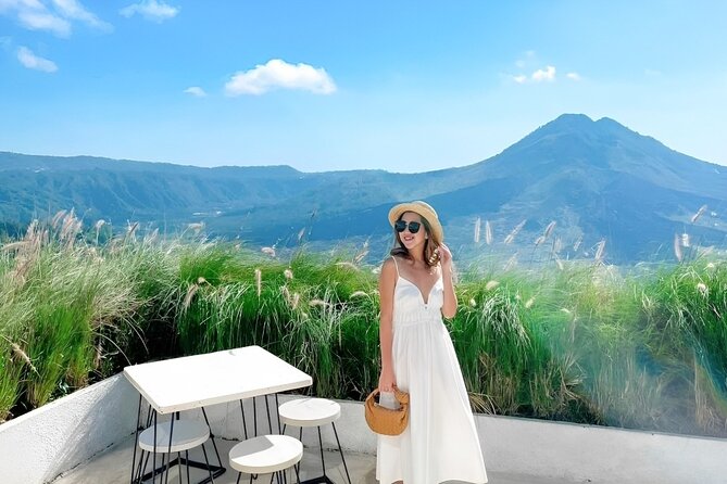 Volcano Bali Tour with Ubud Village - Tegenungan Waterfall - Rice Terrace - Stop 1, Tegenungan Waterfall: the classic Bali wow moment