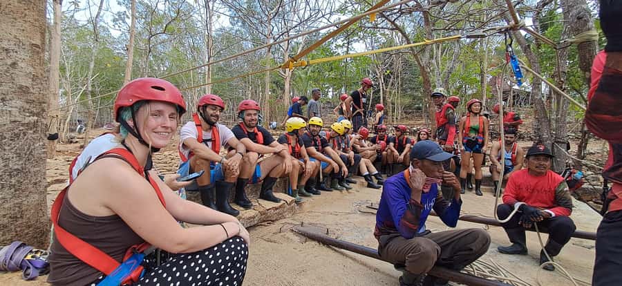 Yogayakarta : Jomblang Cave and Pindul Cave Tour - Pindul Cave by boat: a different sensation, same wow-factor