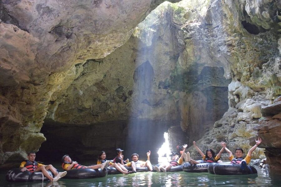 Yogayakarta : Jomblang Cave and Pindul Cave Tour - When to go, and who will love this tour most