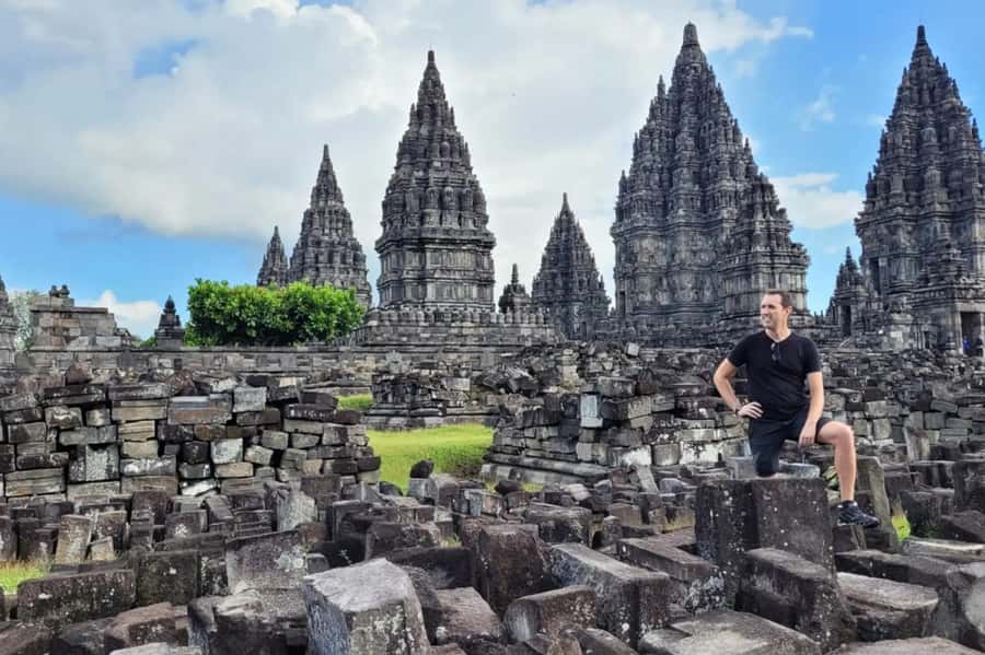 Yogyakarta: 3-hour Prambanan Tour Include Pickup & Entry Fee - Local Guide Stories: How the Trimurti Meaning Comes Alive