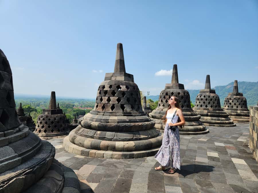 Yogyakarta: Borobudur Climb up & Prambanan Tour with Sunset - The Private Driver Piece: How the Day Stays Calm in Yogyakarta