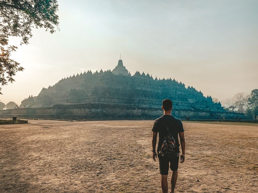 Yogyakarta: Borobudur, Mt. Merapi, Prambanan & Ramayana Tour - Prambanan temple compound: what to look for beyond the postcard view