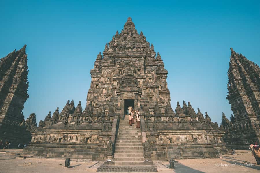 Yogyakarta: Borobudur sunrise(guarantee climb up)& Prambanan - Guides and Drivers: Why This Feels Smooth Instead of Chaotic