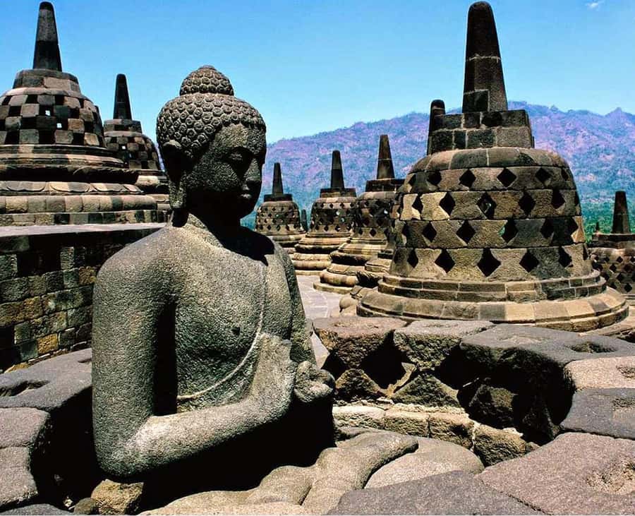 yogyakarta: Borobudur sunrise, Merapi volcano & Prambanan - Price and value: why $67 can be a smart deal