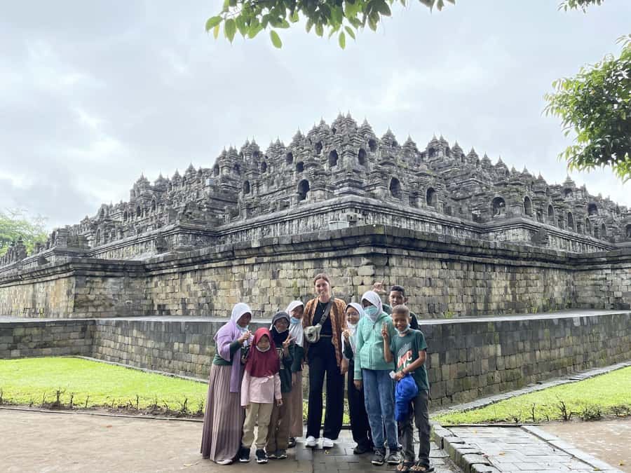 Yogyakarta: Borobudur Sunset Climb Up Shared Guided Tour - What to bring, what’s not allowed, and small tips that prevent stress