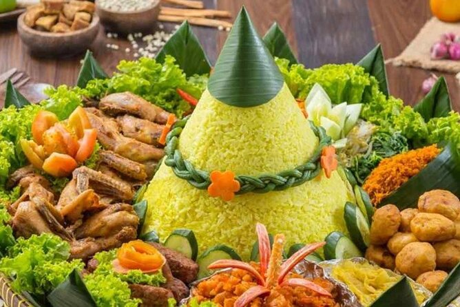 Yogyakarta Cooking Class and Market Tour - Hotel pickup and the traditional market ingredient hunt