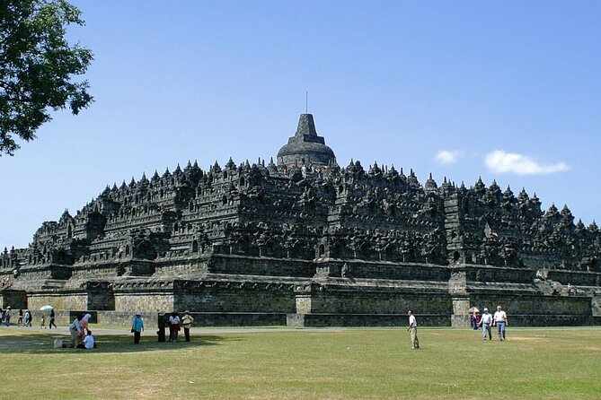 Yogyakarta Day trip Borobudur & Prambanan Temples - 3:30am Pickup and the Ride to Punthuk Setumbu