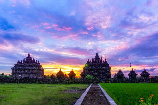 Yogyakarta Day trip Borobudur & Prambanan Temples - Mendut and Plaosan: The Stops That Add Meaning