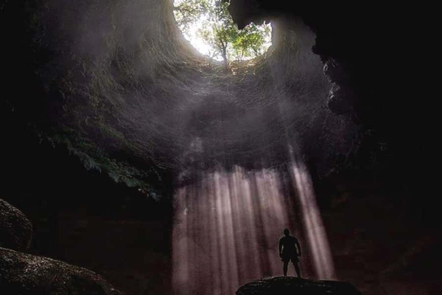 Yogyakarta: Jomblang Cave and Timang Beach Day Tour - Key things that make this tour worth your attention