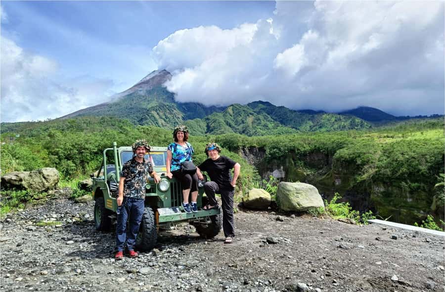 Yogyakarta: Mount Merapi Guided Jeep Safari with Pickup - Photo stops and viewpoints, including the Bunker