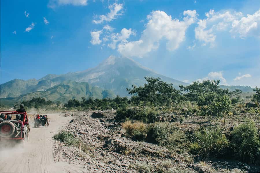 Yogyakarta: Mount Merapi Guided Jeep Safari with Pickup - The pickup from Yogyakarta, and why the transfer matters