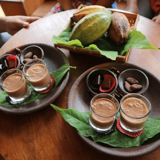 Yogyakarta: Night Walking & Street Food Tour - The Rumah Hantu Malioboro option: a quick spooky break