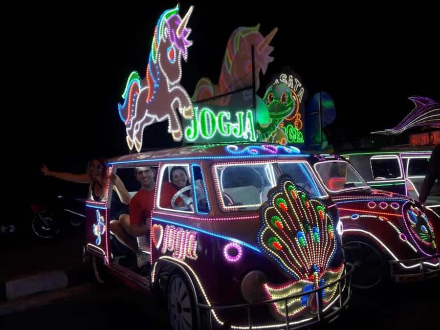 Yogyakarta: Nighttime Walk and Food Tour - Why this 2 to 3 hour Yogyakarta night food tour works so well