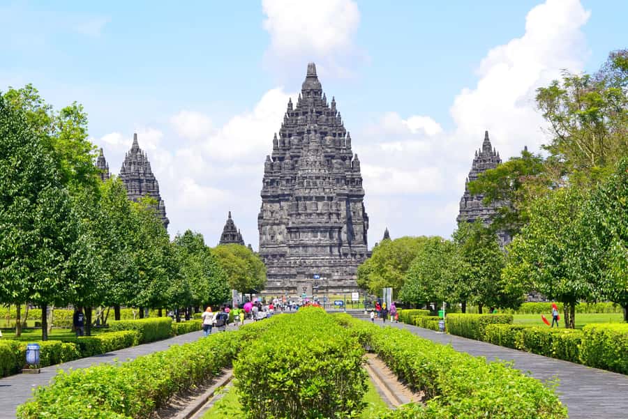 Yogyakarta: Prambanan Temple Entrance Ticket - Trimurti temples: the center of the whole spiritual design