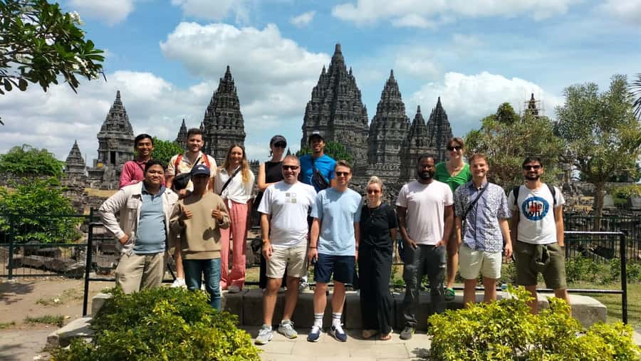 Yogyakarta : prambanan temple sunset with expert local guide - Transportation, Small Group Size, and the Pace You’ll Feel