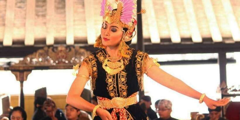 Yogyakarta: Sultan's Palace and Water Castle Walking Tour - Key Highlights You’ll Care About