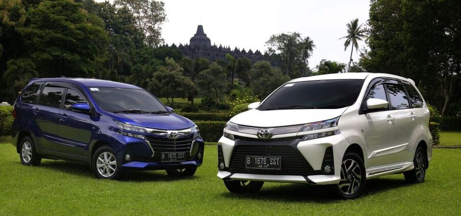 Yogyakarta: Tailor-Made Private Day Tour with Pickup - Borobudur and Setumbu Hill: how to plan the ticket timing