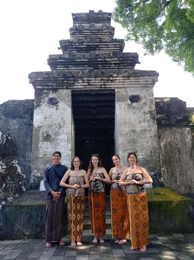 Yogyakarta: The Oldest Neighborhood Walking Experience - Mataram Islam Kingdom era stops: how the past shows up in real space