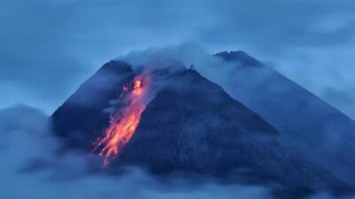 Yogyakarta Volcano: Mount Merapi on Hilltop (Lava View)