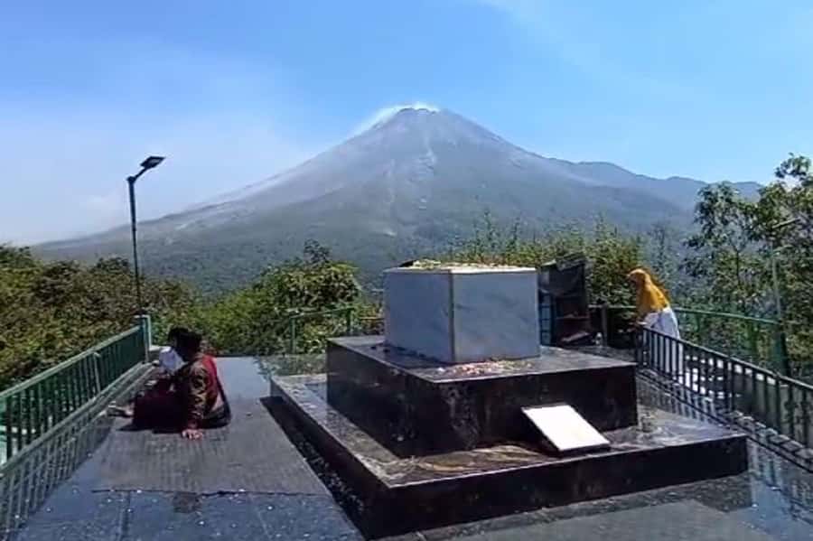 Yogyakarta Volcano: Mount Merapi on Hilltop (Lava View) - Should You Book This Merapi Lava View Tour?